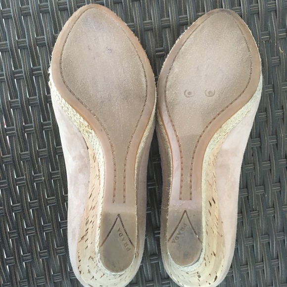 🎉 FLASH SALE 🎉 PRADA SUEDE PEEP TOE WEDGE - Picture 7 of 7